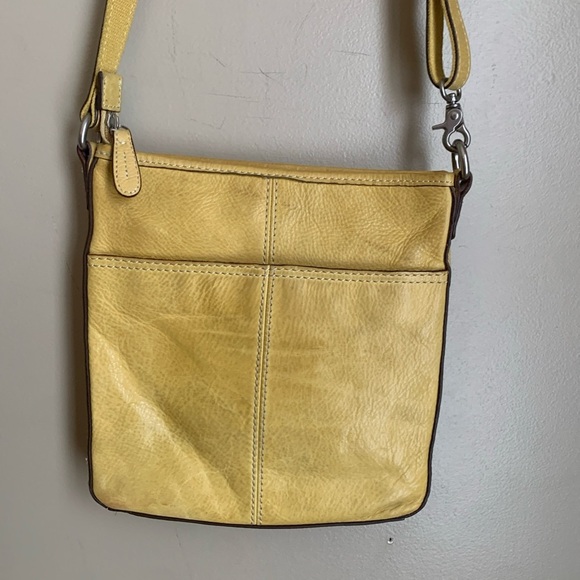 FOSSIL WOMEN'S Yellow LEATHER CROSS BODY SHOULDER BAG Purse - Picture 8 of 10